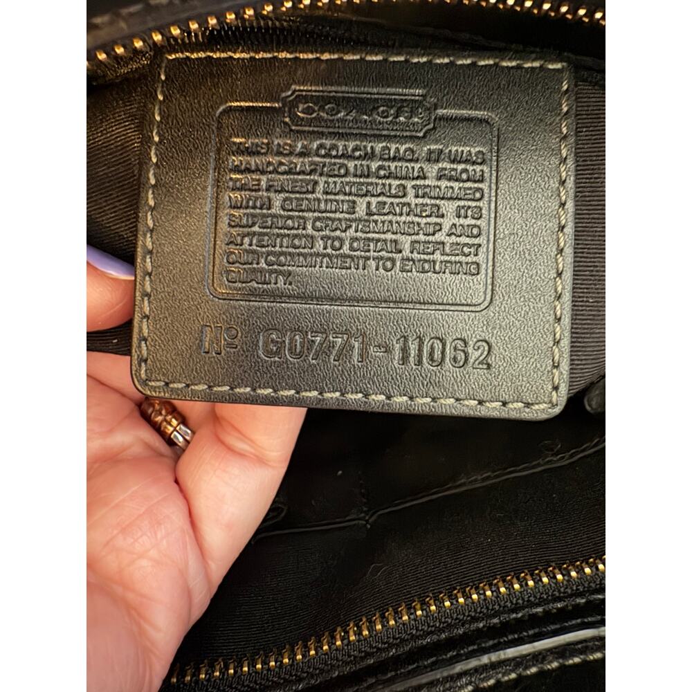 Coach Hamptons Signature Carryall Tote 11062 Black Y2K - Picture 4 of 12